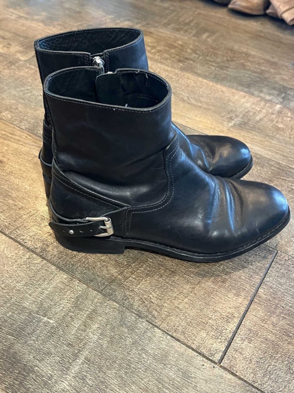 Rag & Bone Oliver leather moto boots retails $595 - Picture 3 of 10